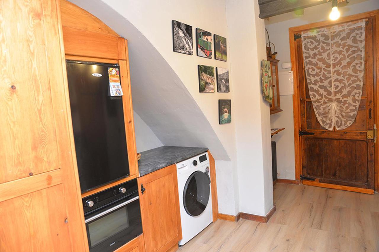 לה פובלה דה לילט Apartamento Rustico-Moderno 4 Plazas Accesible-Adaptado Pobla De Lillet מראה חיצוני תמונה